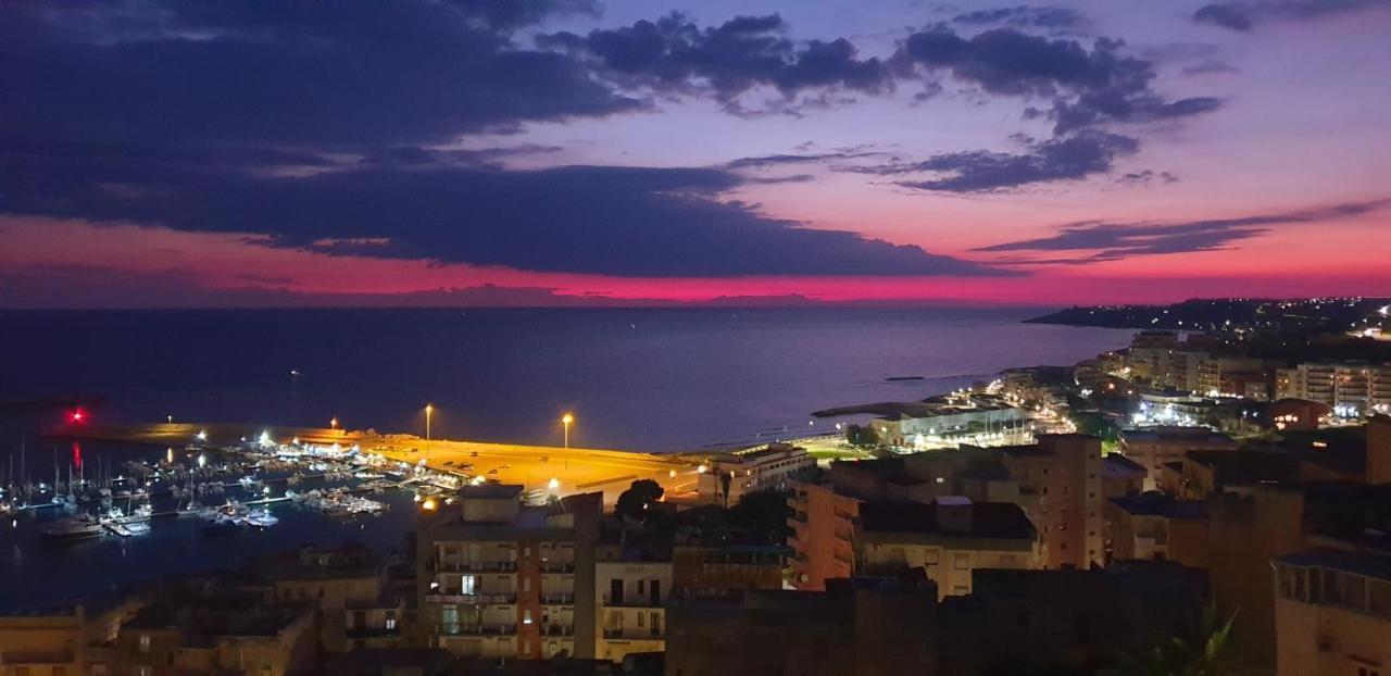 Domus Aurea Bed & Breakfast Sciacca Exterior photo