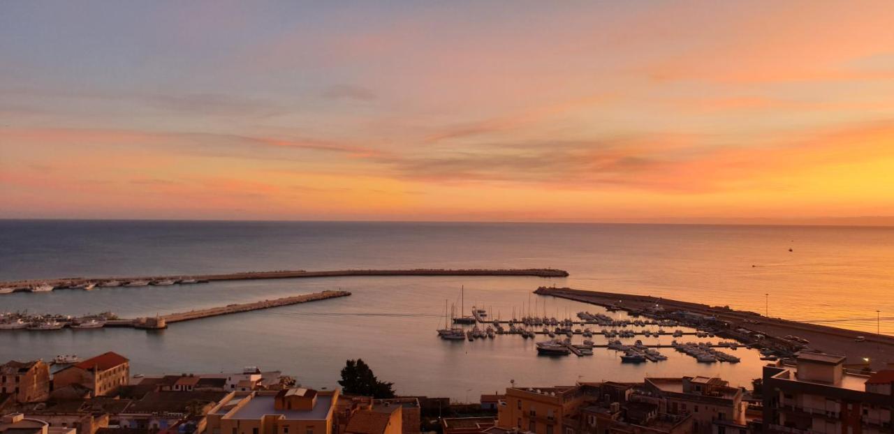 Domus Aurea Bed & Breakfast Sciacca Exterior photo